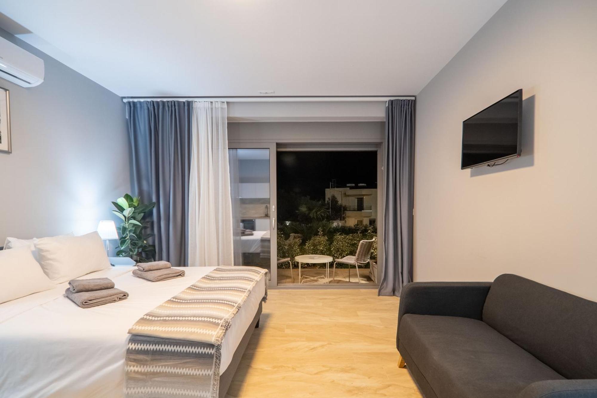 Amour Relax Hotel Almyrida  Exterior photo